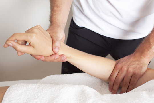 massagem ajuda com dor cronica